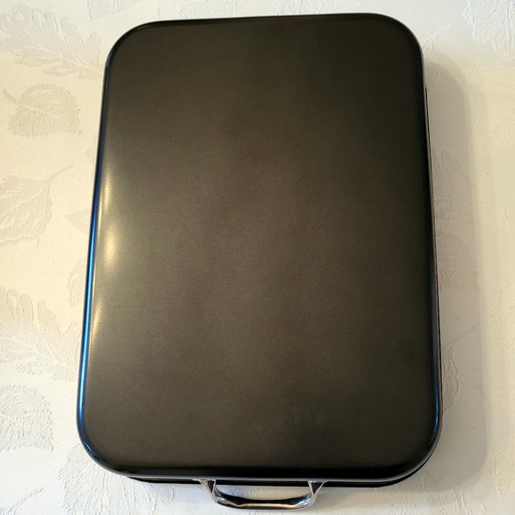 Non-Stick Lasagna Roasting Pan with Rack - Picture 8 of 9